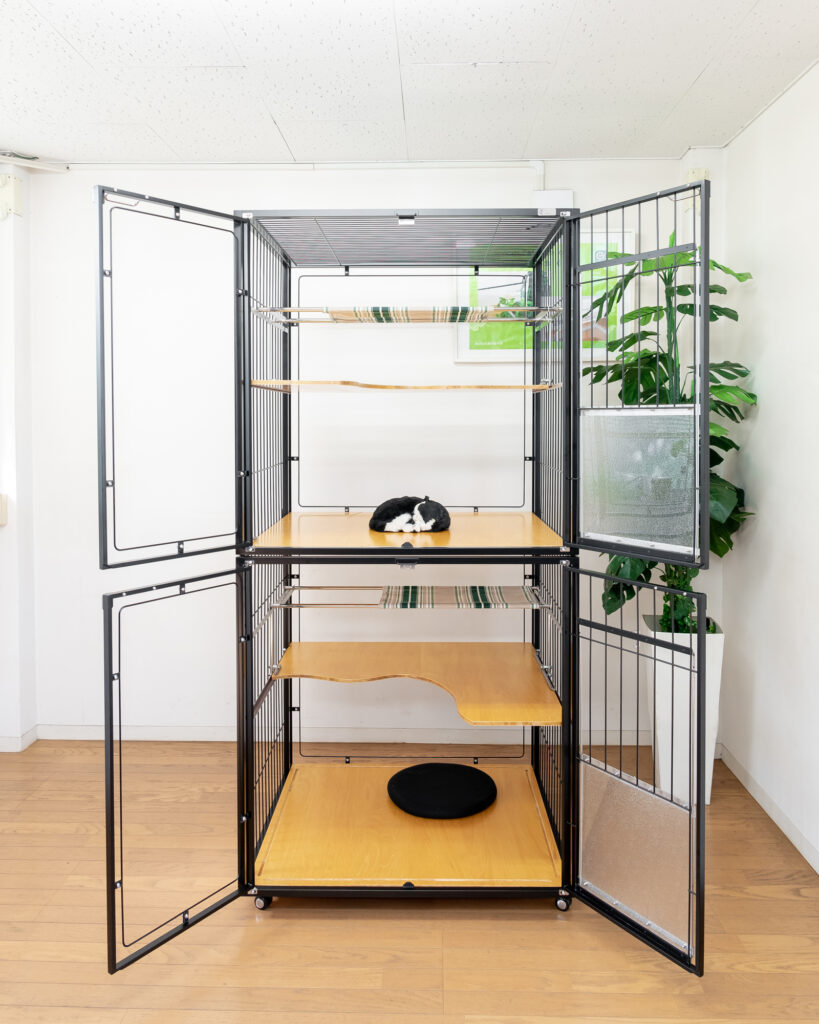 猫の背の高いキャットケージ黒