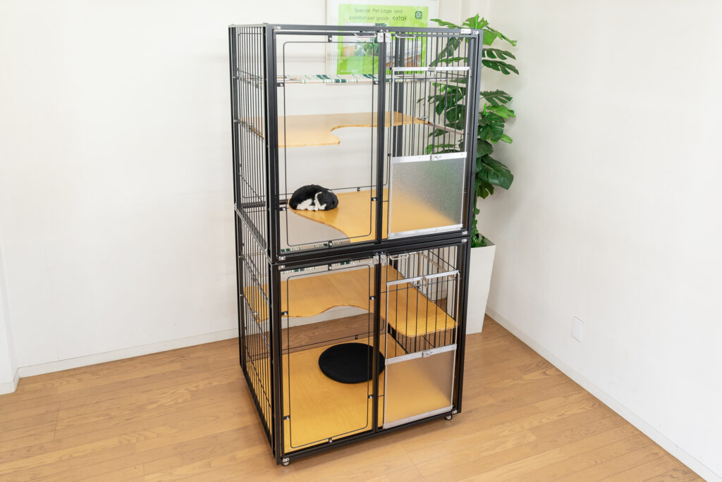 猫のお世話しやすい大型キャットケージ