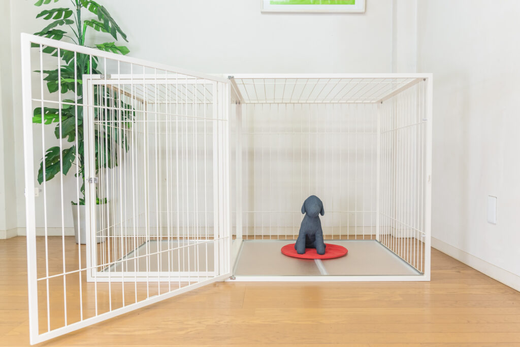 大型犬の広々ケージ