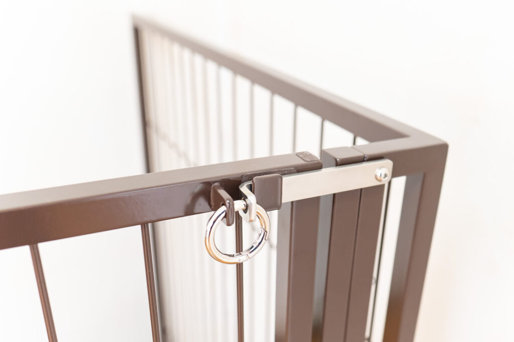 二重施錠のペットゲートの鍵