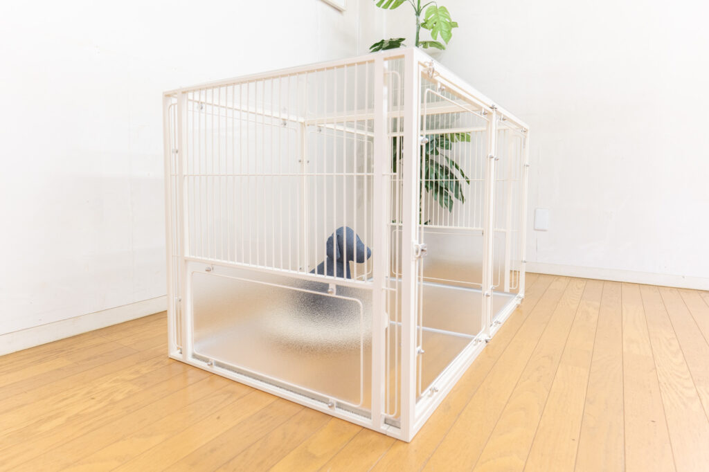 目隠し効果の半透明パネル